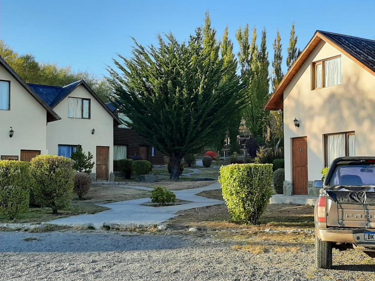Cabanas Huenco El Calafate Bagian luar foto